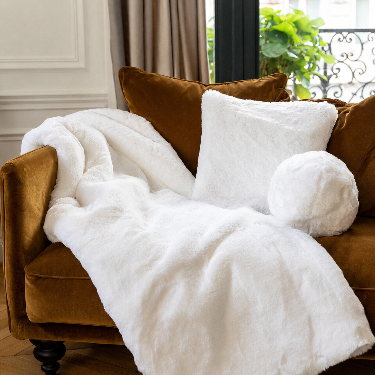 White Cushion