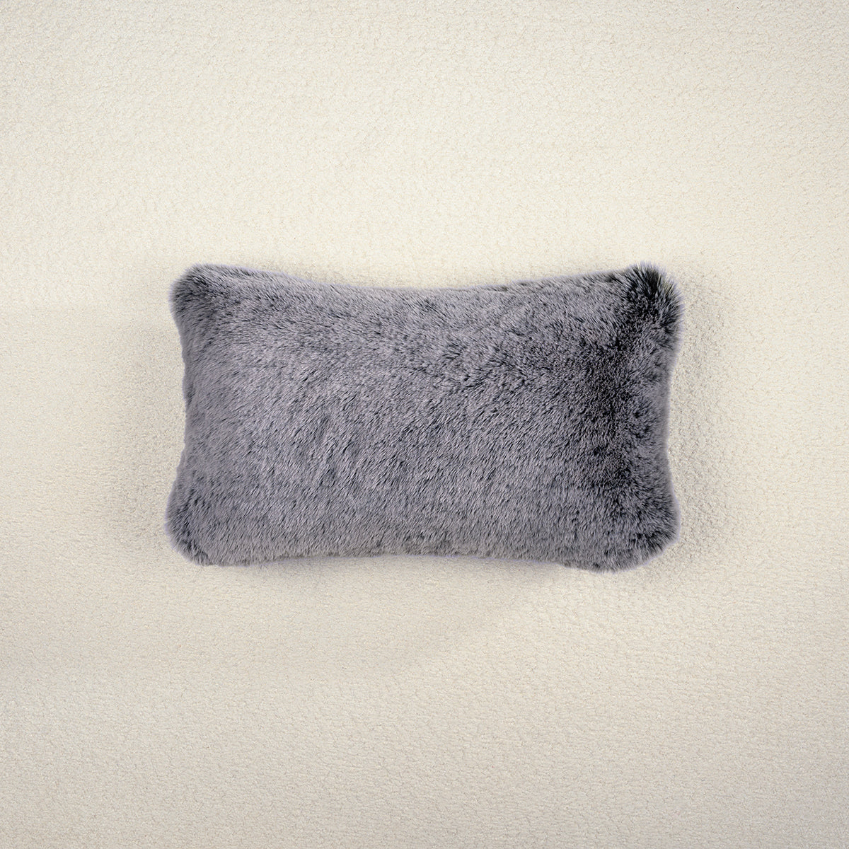 Coussin Noir Givré