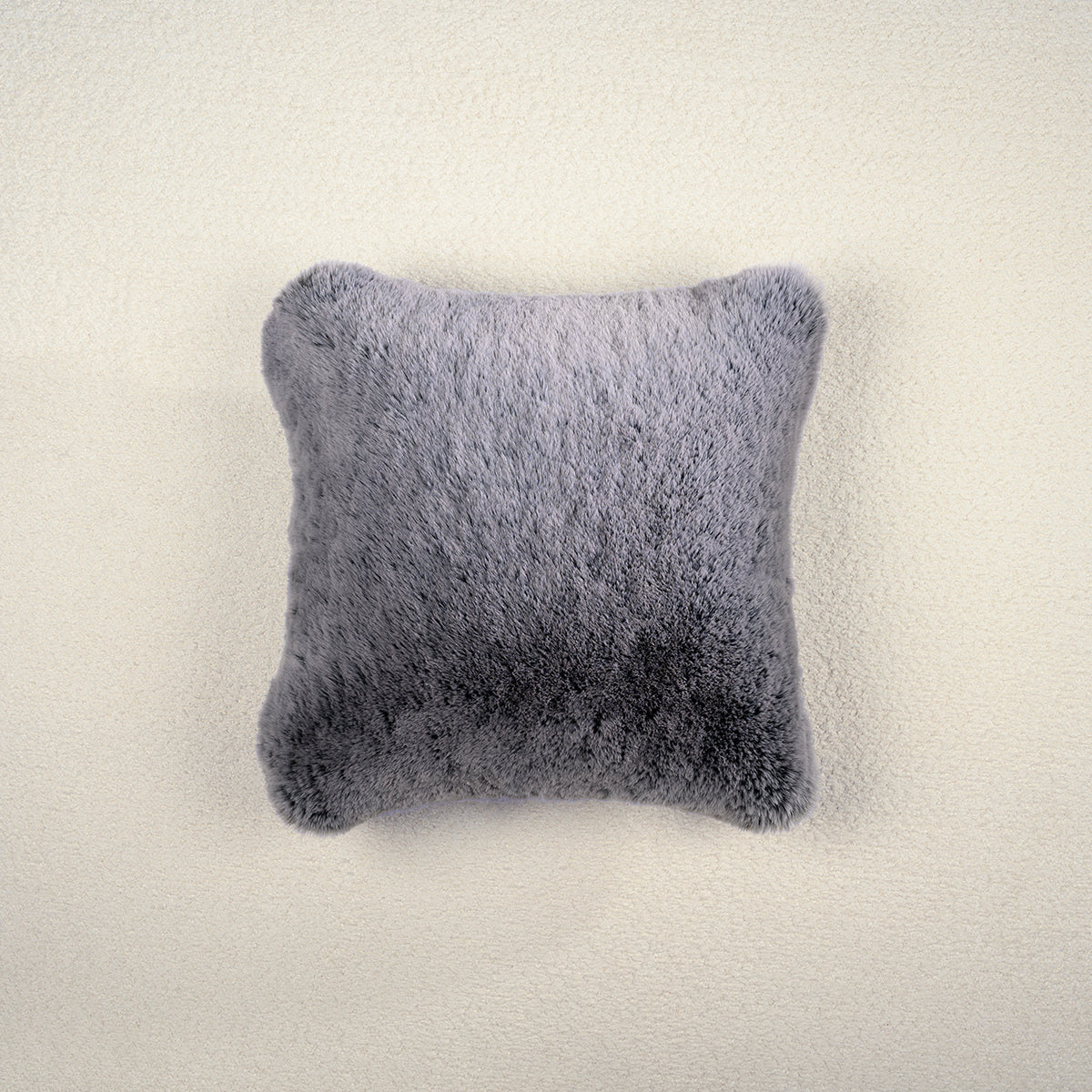 Coussin Noir Givré