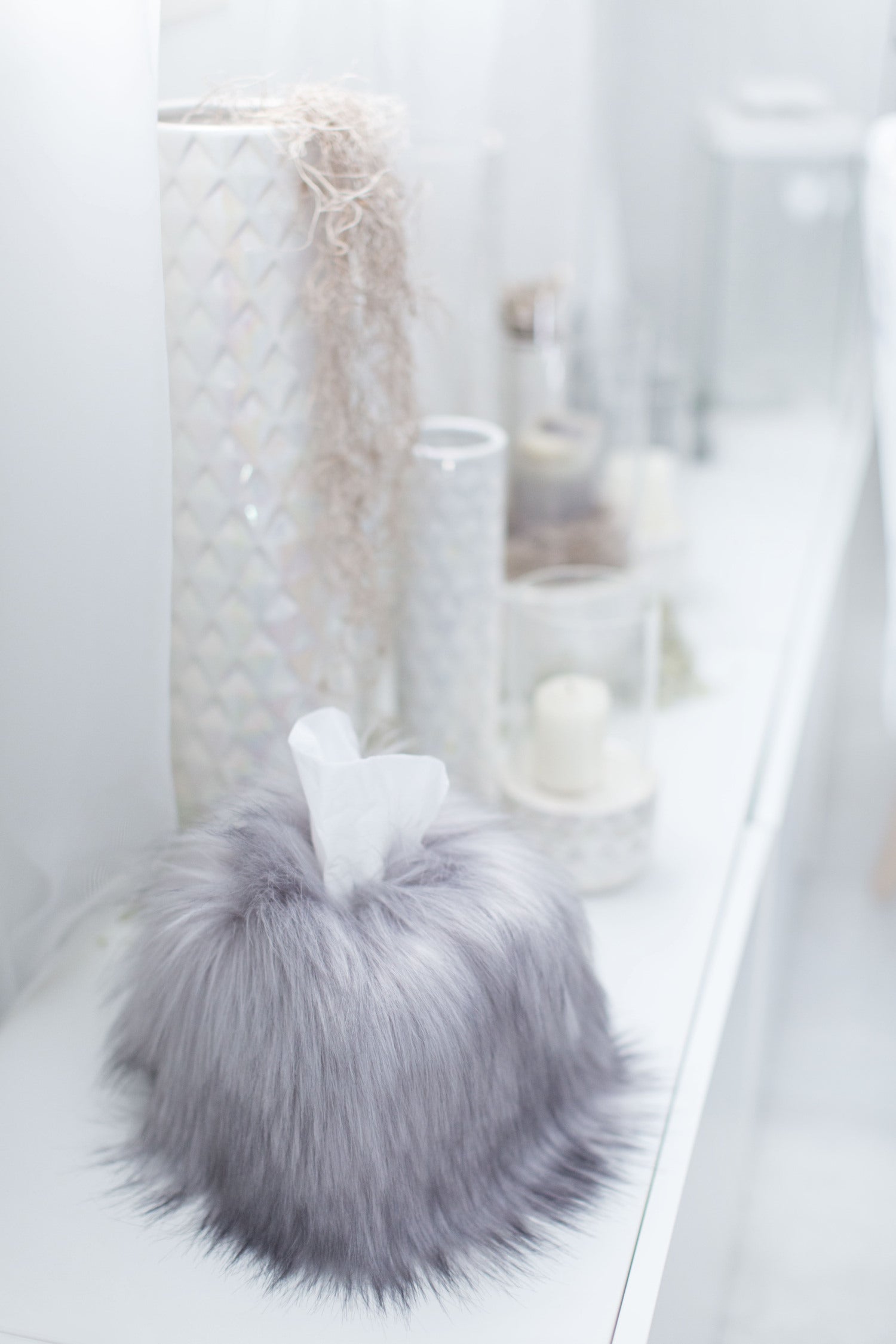 Faux fur tissue box cover - Square