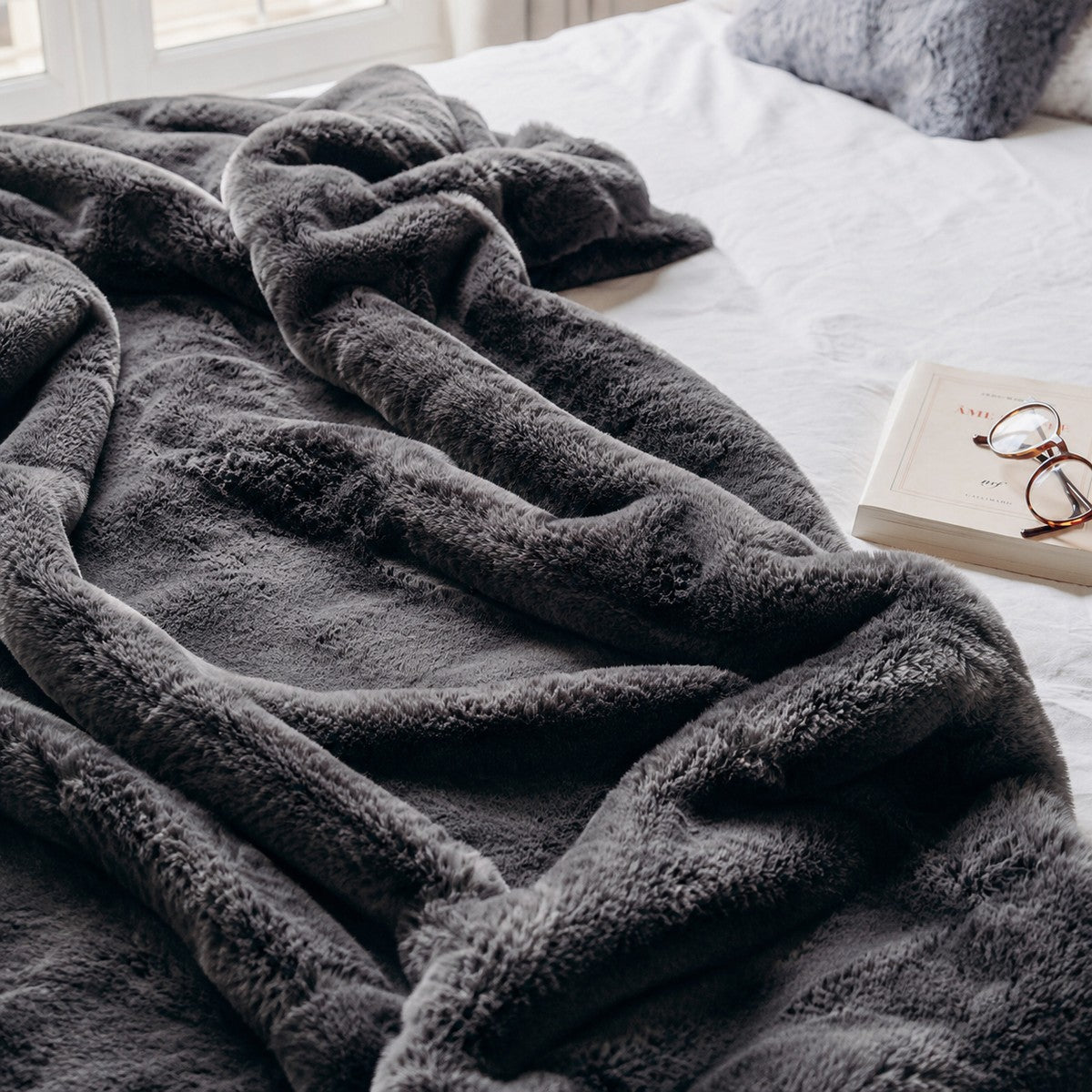 Couvre-Lit Gris Smoky