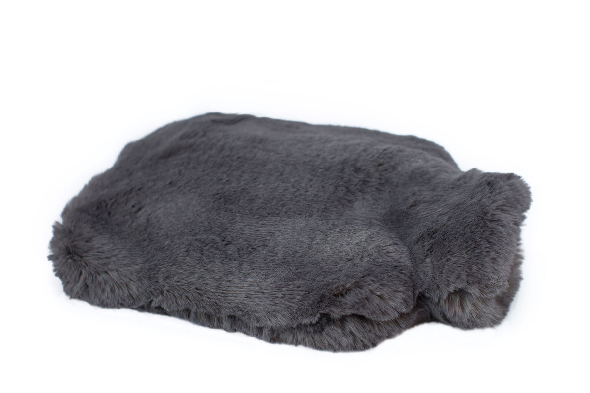 Bouillotte en fausse fourrure gris smoky Maison Prélonge