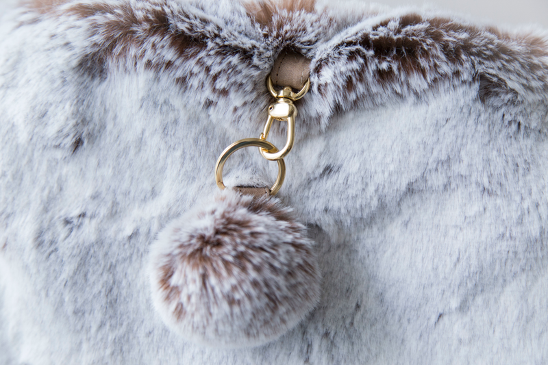 Sac en fausse fourrure