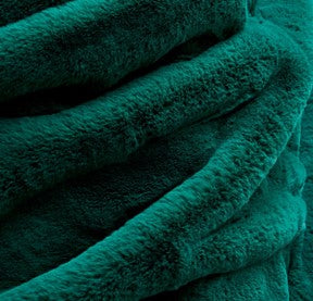 Fausse fourrure couleur vert alpin Maison Prélonge.